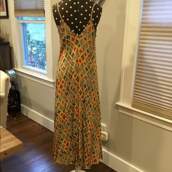 Long dress - Picture 2 of 2